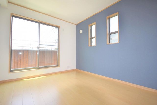 3LDK House for Sale in Iruma City, Saitama - 99.92m² - Thumbnail 2