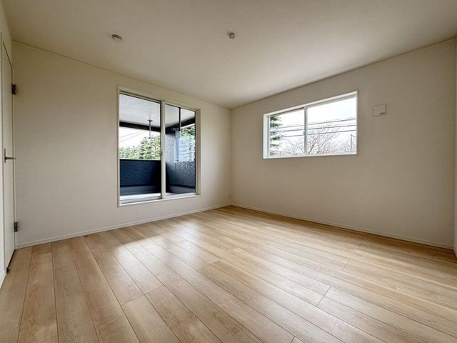 New 4LDK Detached House in Tateyama, Toyama - Corner Lot, Near Station - Thumbnail 3