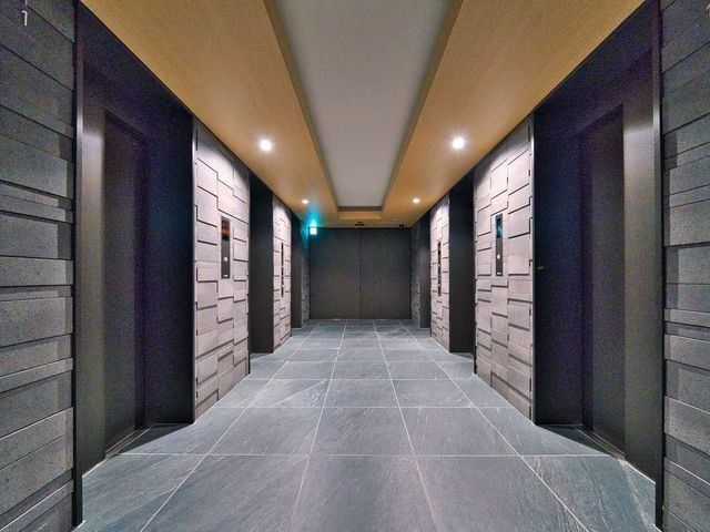 2LDK Apartment for Sale in Koto, Tokyo - 56.4 sqm - Thumbnail 4