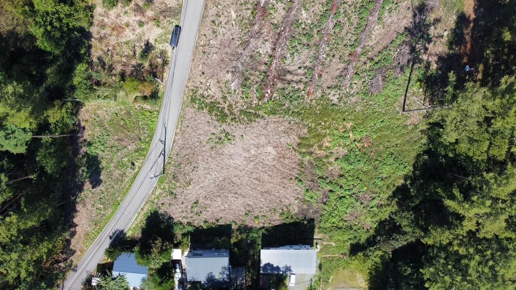 2369 sqm South-Facing Land for Sale in Hokuto City, Yamanashi - Thumbnail 2