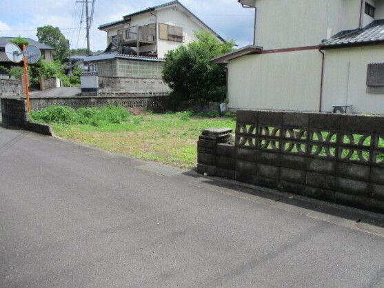 Vacant Land for Sale in Taku City, Saga Prefecture - Thumbnail 2