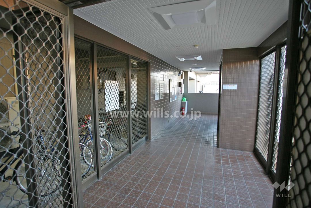 Renovated 2LDK Apartment near Nonami Station, Nagoya - Thumbnail 3