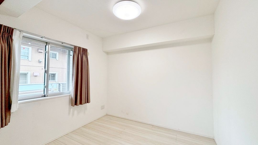 Pleasure Ogura Station Marks 1SLDK Apartment in Arakawa, Tokyo - Thumbnail 4
