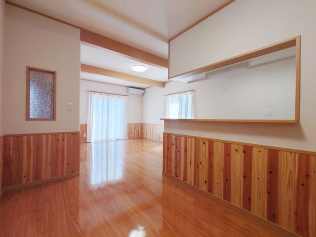 4LDK Detached House for Sale in Hachinohe, Aomori - Thumbnail 2