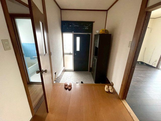 4DK House for Sale in Matsuyama's Taiheijicho - 81.03㎡ - Thumbnail 2