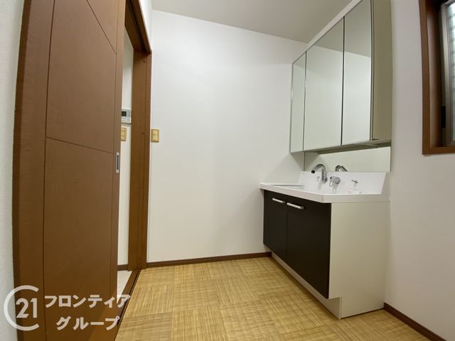 4LDK House in Sakai Mihara Ward with Parking - Thumbnail 4