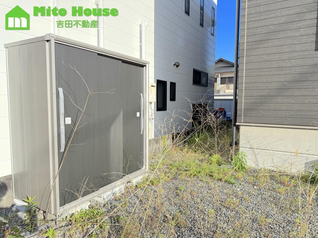 All-Electric 3SLDK House with Parking for 6 in Numazu, Shizuoka - Thumbnail 3