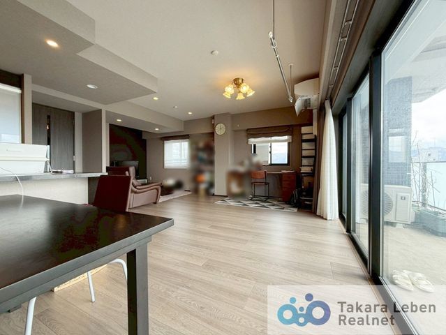 Lexis Nagaoka Minami-machi 13F Corner 2LDK Apartment for Sale - Thumbnail 4
