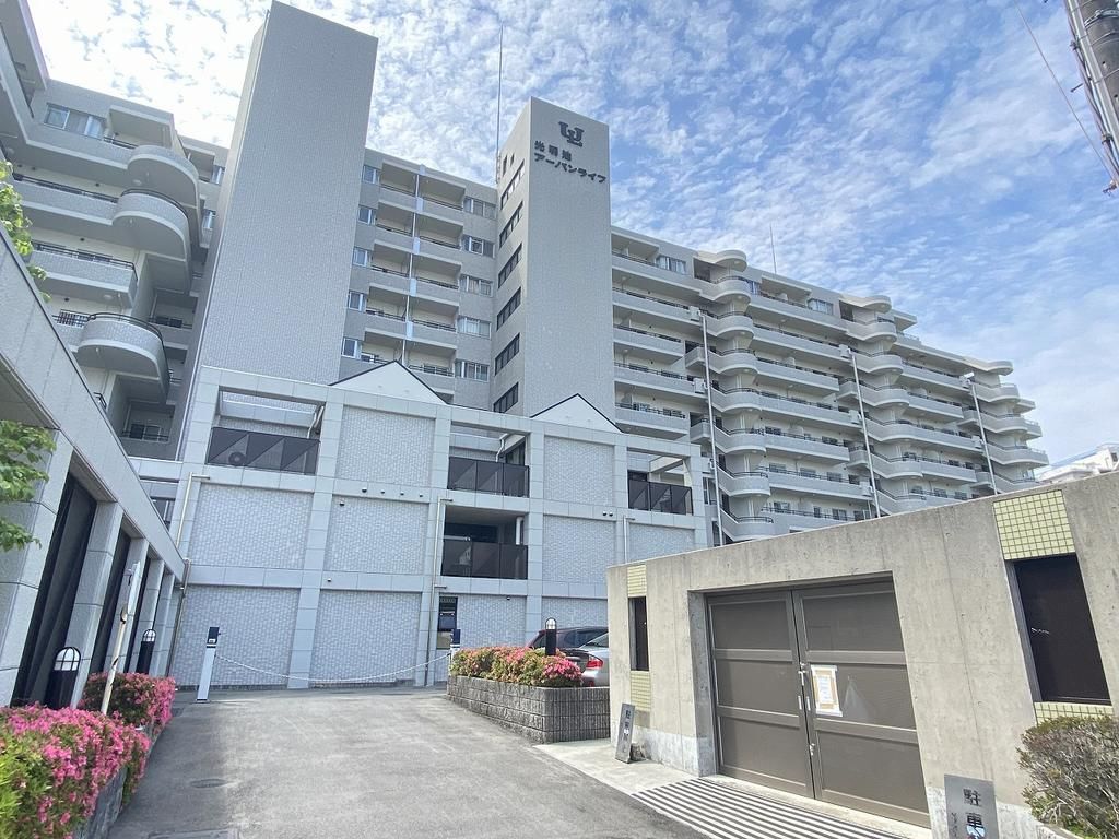 4LDK Corner Apartment in Izumi City | Renovated 2024 - Thumbnail 2