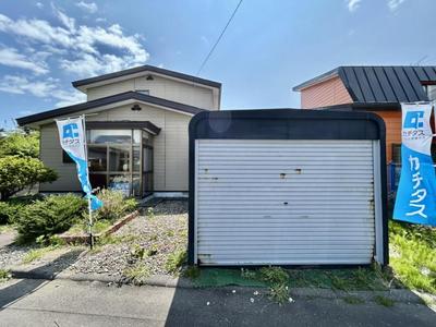Renovated 4LDK House in Noboribetsu with Parking — Image 1, Noboribetsu, Hokkaido