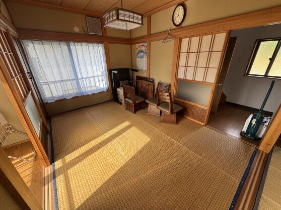 Spacious 4K Wooden House in Tokamachi, Niigata - 160.64 sqm - Thumbnail 3