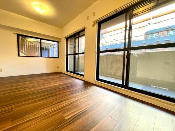 La Côte Sannomiya 5F: 2LDK Condo in Central Kobe - Thumbnail 4