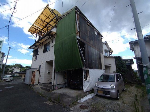 2SLDK House for Sale in Hiroshima's Mukainada District - Thumbnail 4