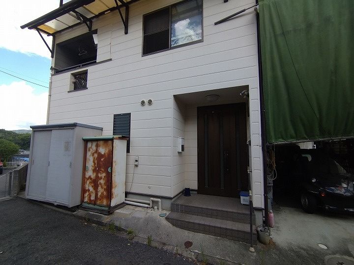 2SLDK House for Sale in Hiroshima's Mukainada District - Thumbnail 2