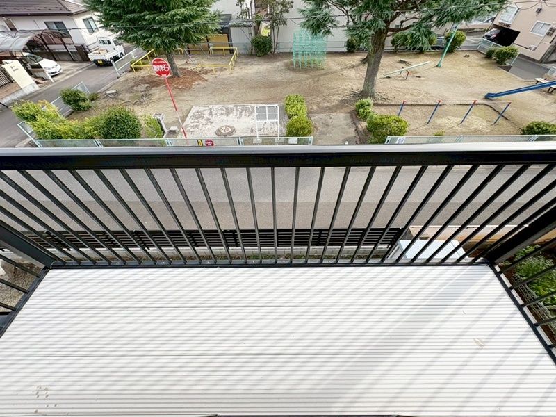 4LDK Renovated House in Sendai Koyodai with Park View - Thumbnail 3
