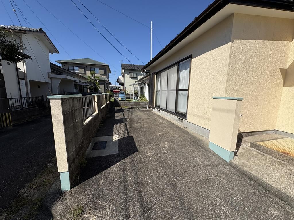 Land for Sale in Miyazaki City with Existing Old House - Thumbnail 3