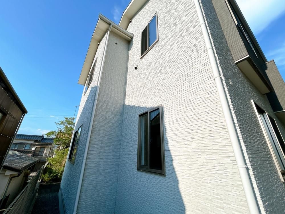 2016-Built 4SLDK House in Kure with Solar Power - Thumbnail 4