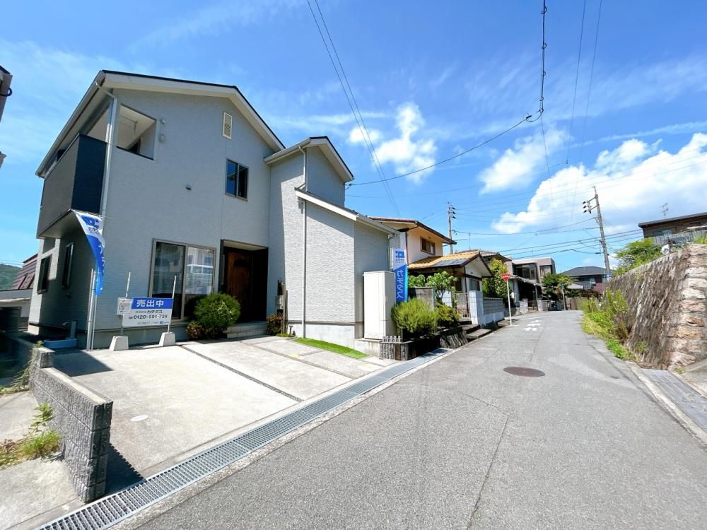 2016-Built 4SLDK House in Kure with Solar Power - Thumbnail 2