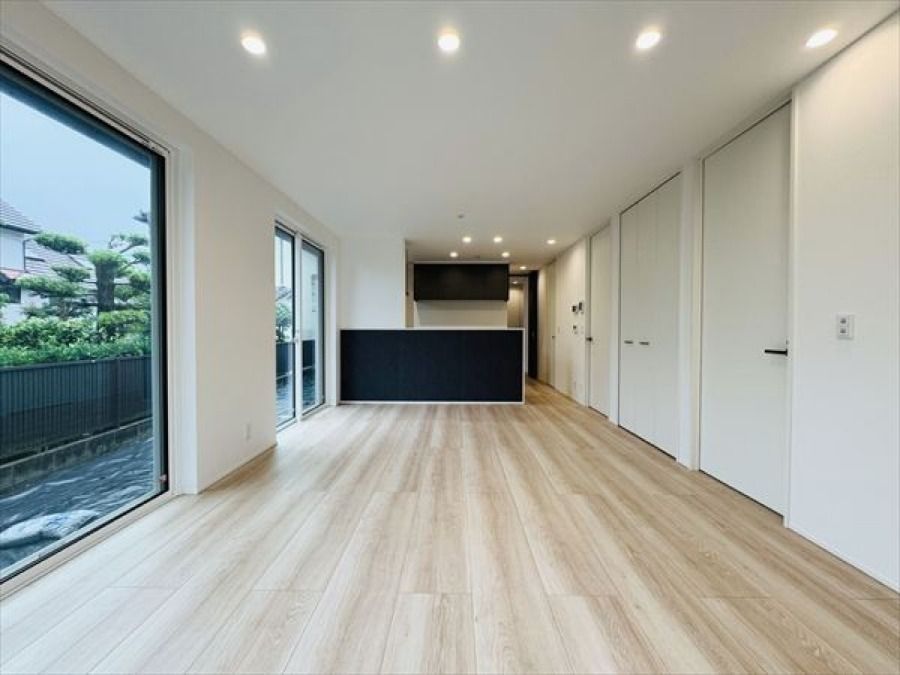 Modern Single-Story Home in Kumamoto Kita Ward - Thumbnail 4
