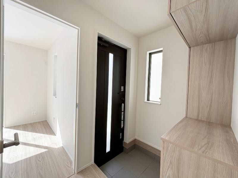 New 4LDK Detached House for Sale in Okinawa City, Okinawa - Thumbnail 3