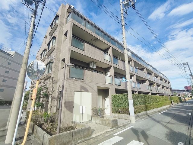 Renovated 3LDK Apartment Near Toda Station, Saitama - Thumbnail 3