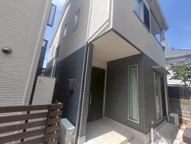4LDK House in Hiroshima Minami Ward with Garden Space - Thumbnail 3