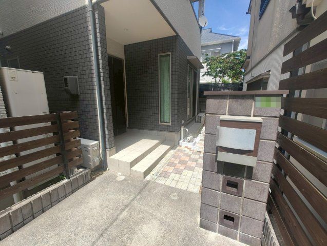 4LDK House in Hiroshima Minami Ward with Garden Space - Thumbnail 4