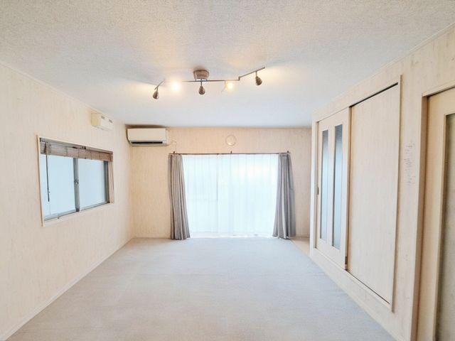 3LDK House for Sale in Kadoma City, Osaka Prefecture - Thumbnail 4
