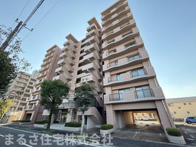 Presso Shirogasaki Ichibankan 3LDK Condo for Sale - Image 1