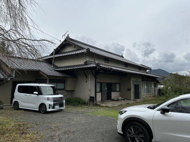5DK Akiya House with Large Garden in Takamori, Kumamoto - Image 1