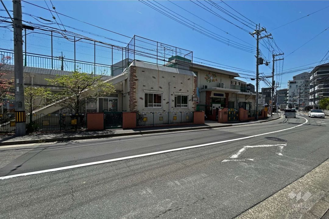 Itami Green Heights 2LDK Apartment for Sale Near JR Station - Thumbnail 4