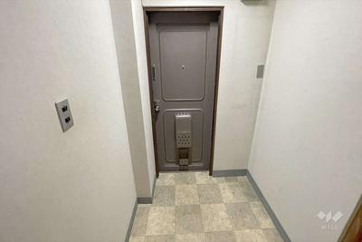 Itami Green Heights 2LDK Apartment for Sale Near JR Station — Image 1, Itami, Hyogo