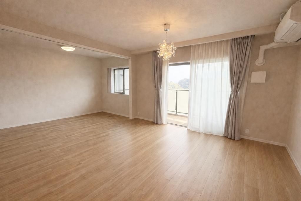 Spacious 3LDK Apartment for Sale in Kagoshima's Takeoka Terrace - Thumbnail 2