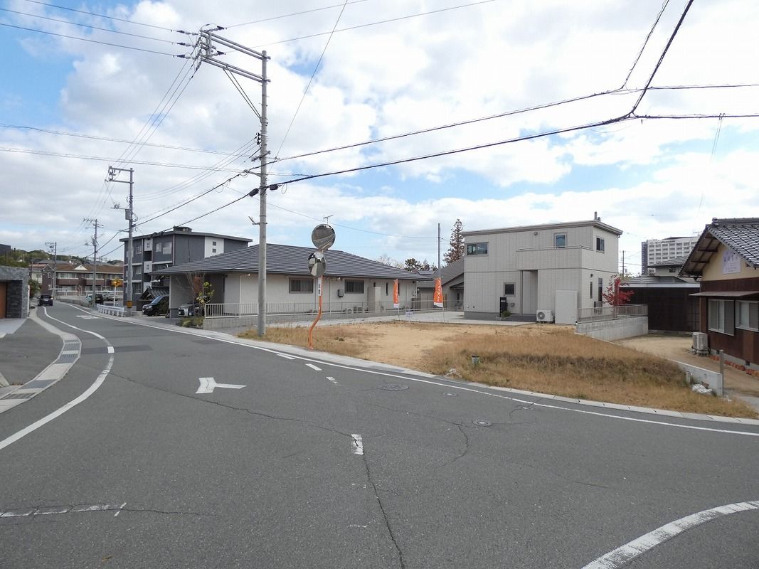 Sekisui Heim Construction-Ready Land for Sale in Ube, Yamaguchi - Thumbnail 2