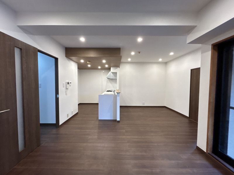 Renovated 3LDK Apartment for Sale Near Okuda Chugakko Mae Station, Toyama - Thumbnail 4