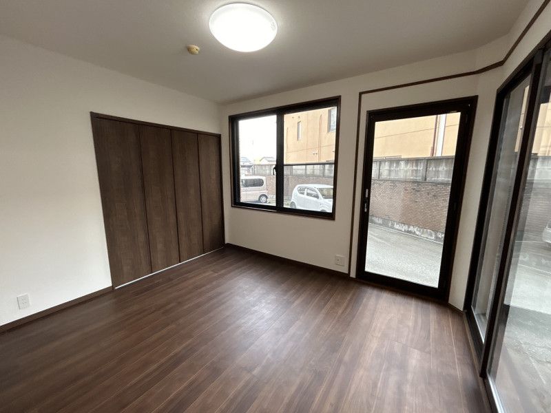 Renovated 3LDK Apartment for Sale Near Okuda Chugakko Mae Station, Toyama - Thumbnail 3