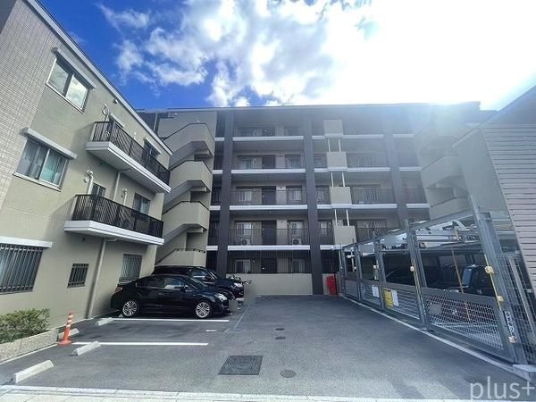 Modern 2LDK Apartment in Kyoto's Ukyo Ward - Thumbnail 2