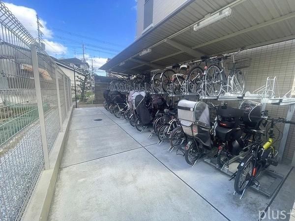 Modern 2LDK Apartment in Kyoto's Ukyo Ward - Thumbnail 3