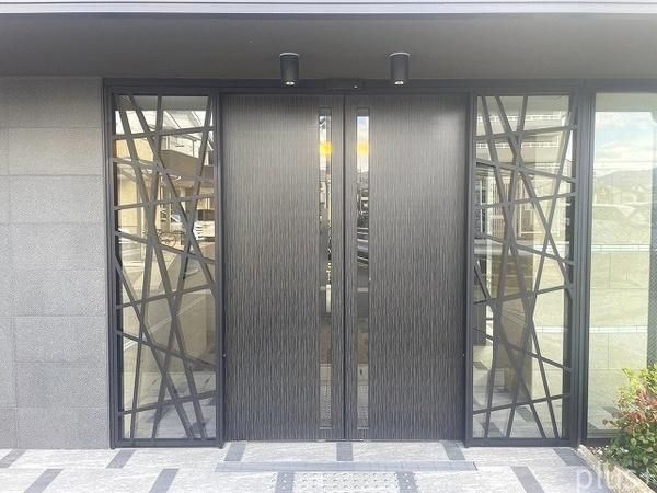 Modern 2LDK Apartment in Kyoto's Ukyo Ward - Thumbnail 4
