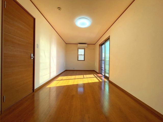 4LDK Family Home Near Ishikiri-Hachimangu Station - Thumbnail 2