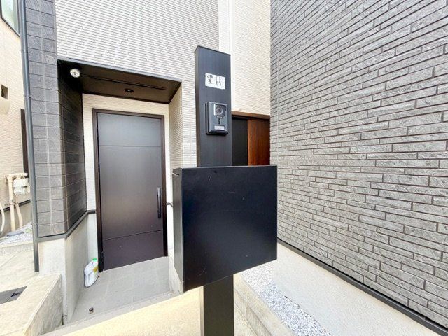 2LDK 2023 Built House in Ota City, Tokyo for Sale - Thumbnail 2