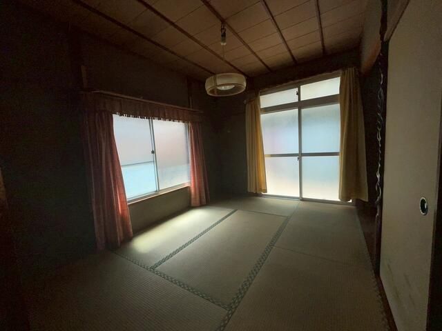 5DK Detached House for Sale in Niihama, Ehime - 70.08 sqm - Thumbnail 3