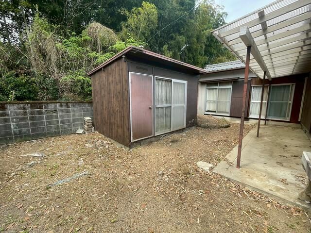 5DK Detached House for Sale in Niihama, Ehime - 70.08 sqm - Thumbnail 2