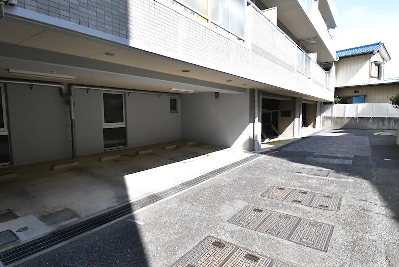 2LDK Apartment Near Tsurugashima Station - Thumbnail 3