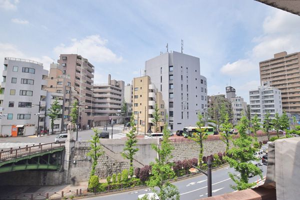 Gentry Mejiro 1LDK Apartment for Sale in Toshima, Tokyo - Thumbnail 4