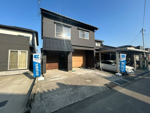 Renovated 4SLDK House for Sale in Hakusan, Ishikawa - Thumbnail 2