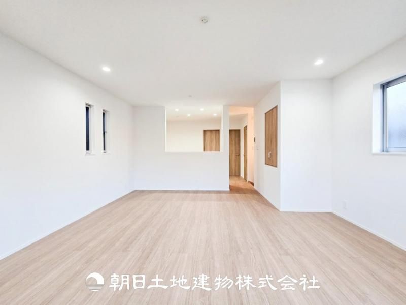 Spacious 2SLDK House in Yokohama's Midori Ward - Thumbnail 4