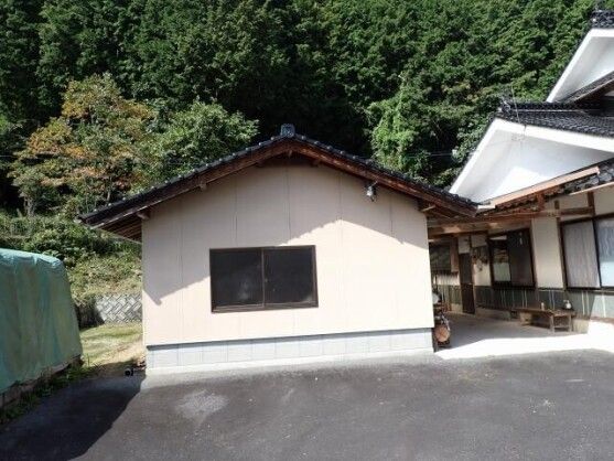 Rural 8DK House with Farmland in Niimi, Okayama - Thumbnail 2