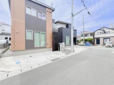5LDK House in Ebina Near Monzawabashi Station — Image 1, Ebina, Kanagawa