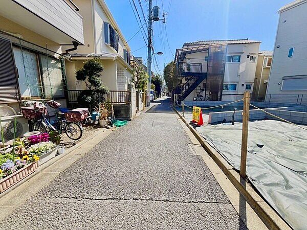 Land for Sale in Sendagi, Bunkyo, Tokyo - 52.00m2 Plot - Thumbnail 2